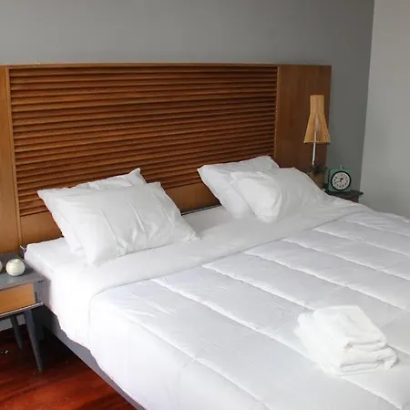 Elia Estia * خانيا