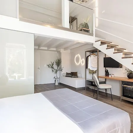 Elia Estia شقة خانيا