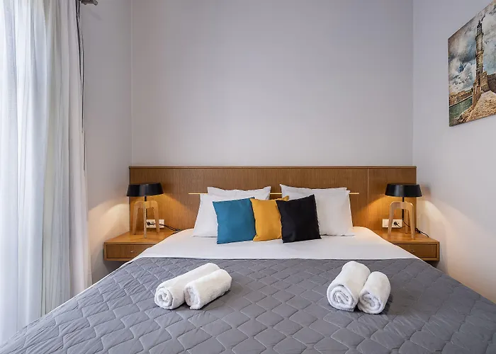 Elia Estia * La Canea