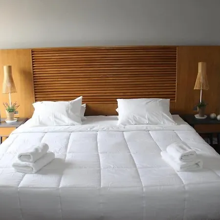 Elia Estia דירה *